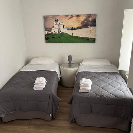 Appartamento Di Via Monterone Spolète Extérieur photo